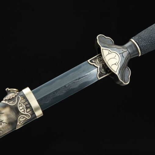 Chinese Jian Song Dynasty Folded Pattern Clay Tempered Sword